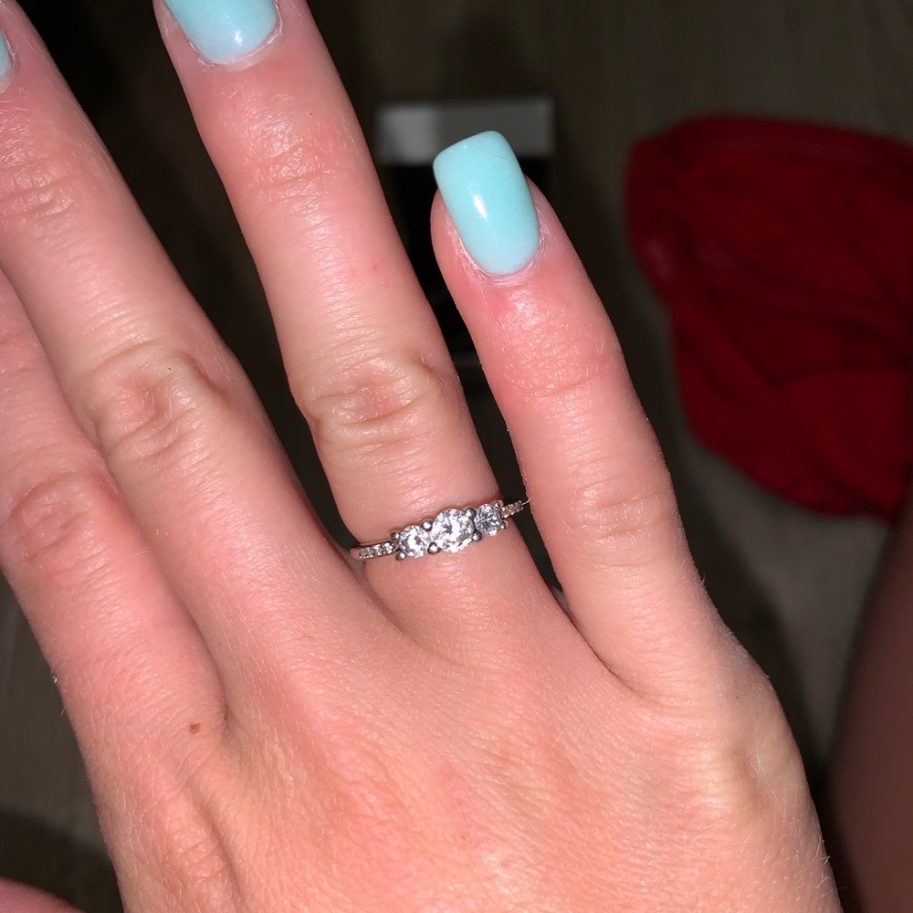 Pandora- Three Stone Clear Ring